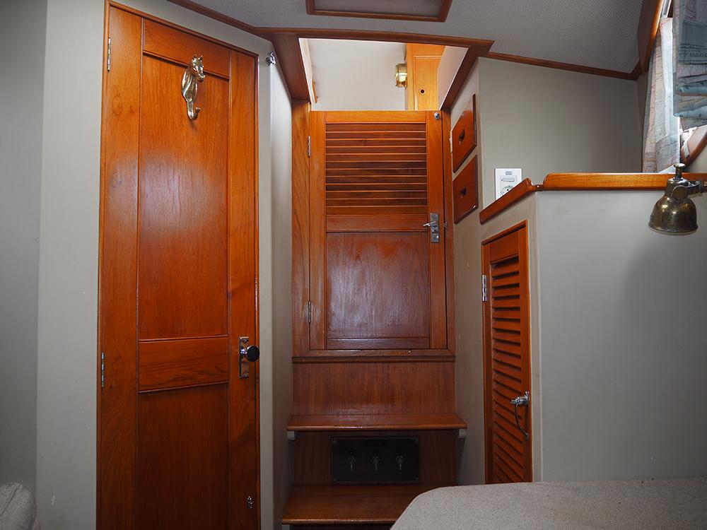 Fore ship, Accommodation